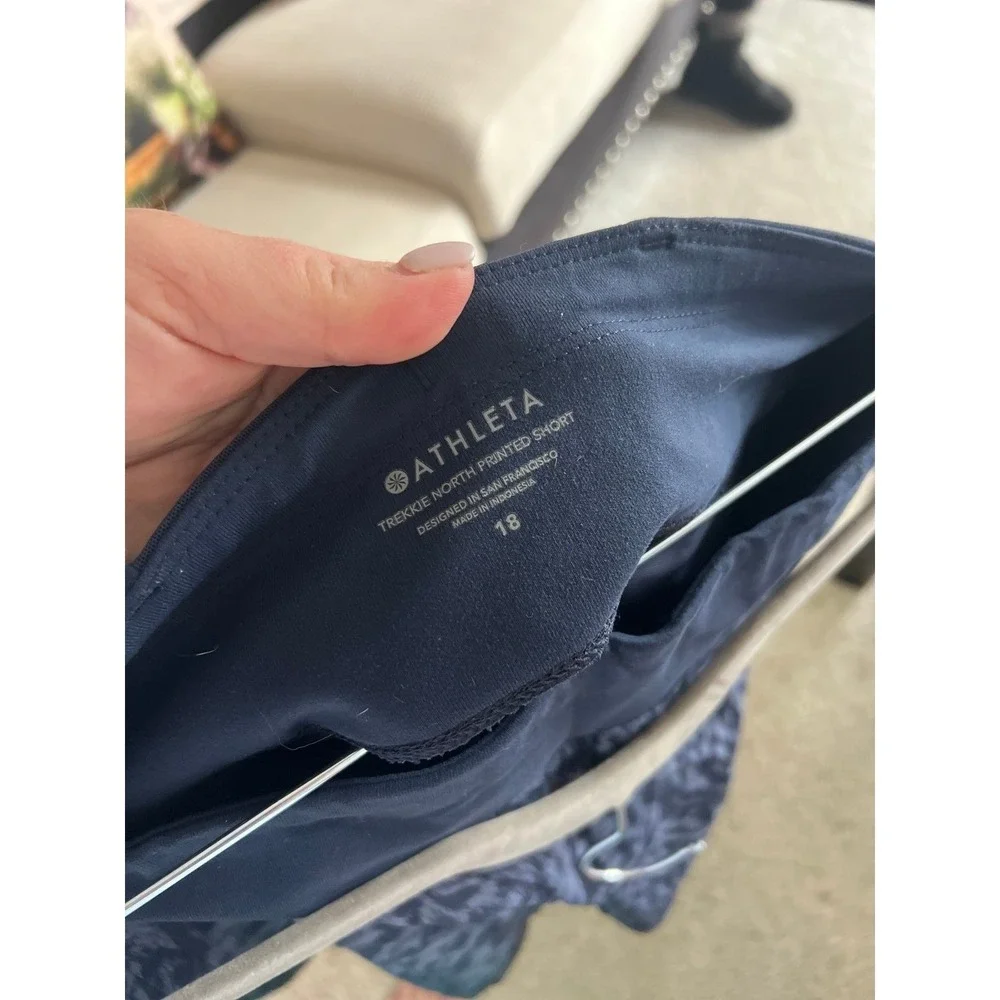 Athleta women 18
